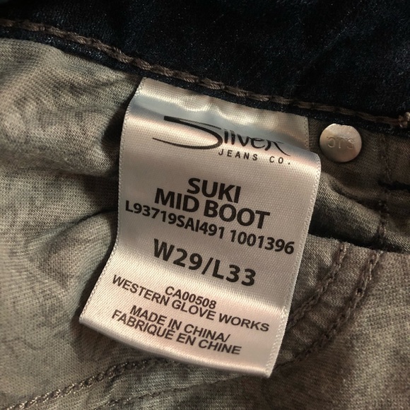 Silver Jeans - Picture 3 of 3